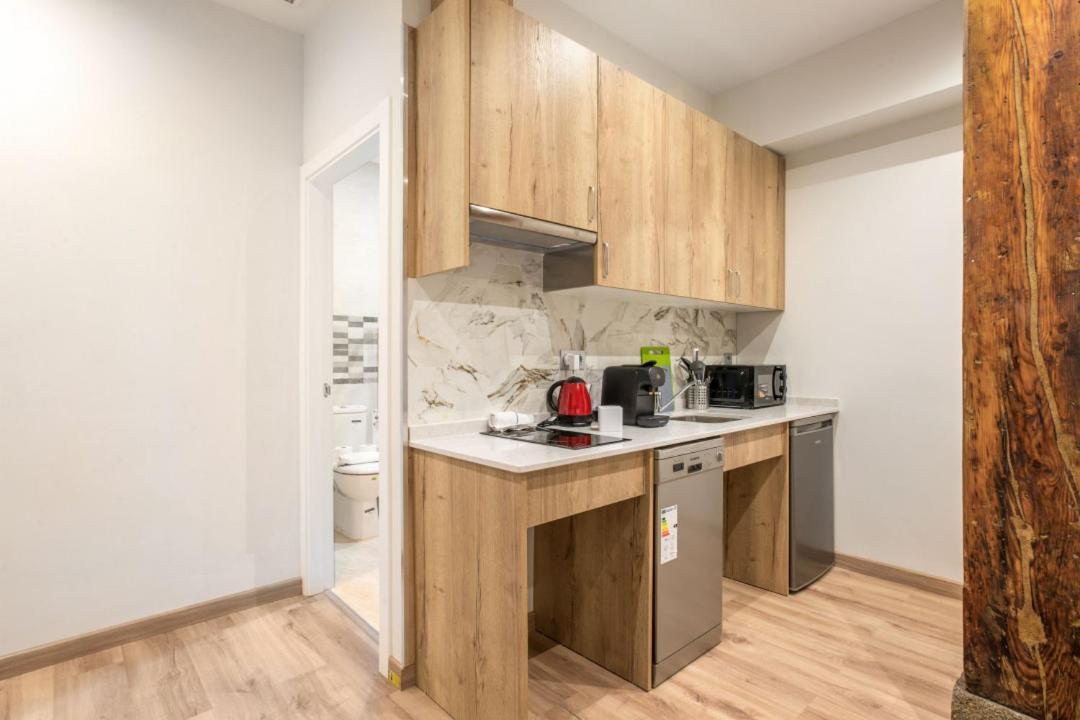 1 Bedroom 1 Bathroom Furnished - Justicia - Cozy - Mintystay Madryt Zewnętrze zdjęcie